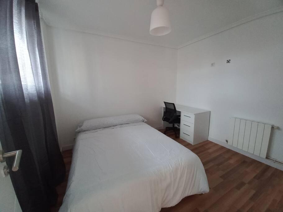 Apartamento En Santander Soleado Y Con Terraza. 외부 사진