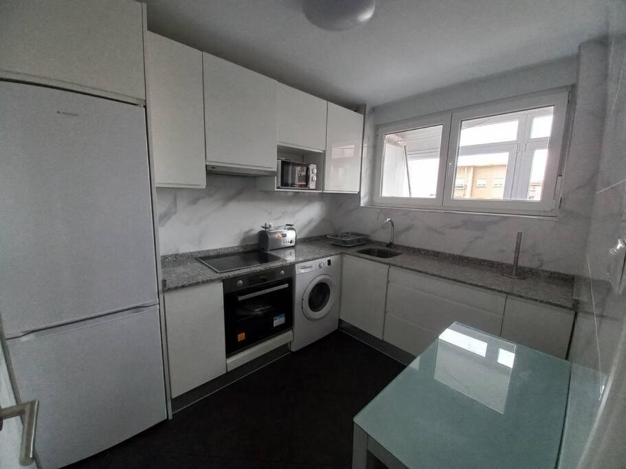Apartamento En Santander Soleado Y Con Terraza. 외부 사진
